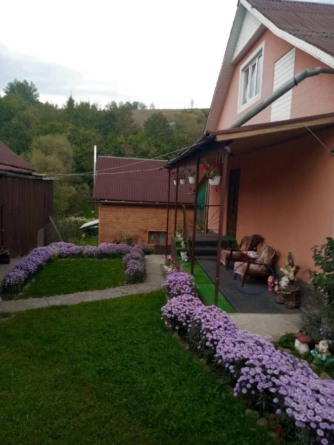 Gostynnyi Dvir U Marichky Hotel ลาเซชชินา ภายนอก รูปภาพ
