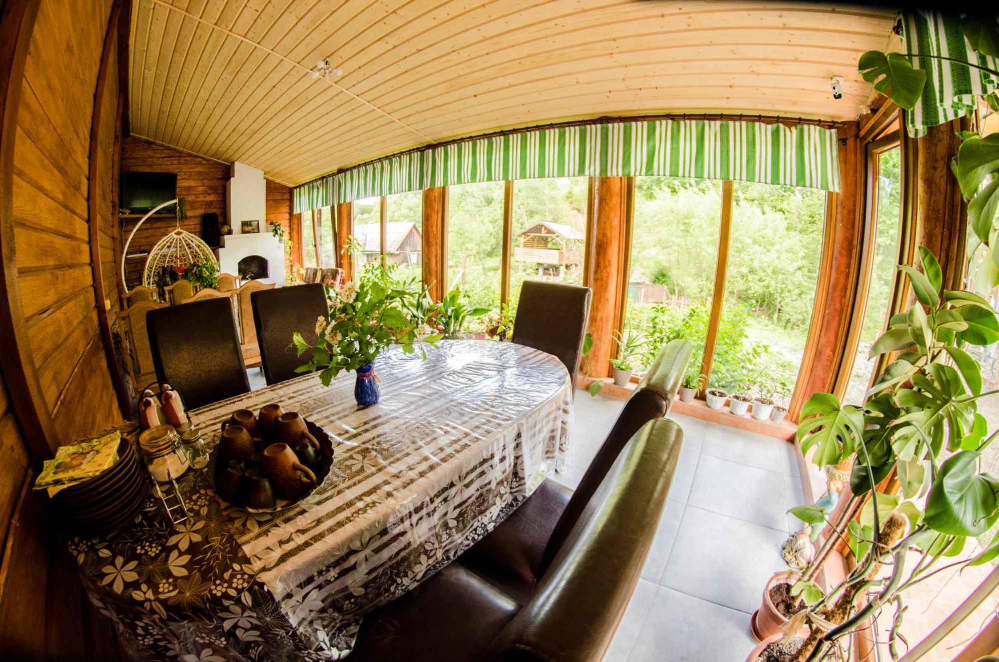 Gostynnyi Dvir U Marichky Hotel ลาเซชชินา ภายนอก รูปภาพ