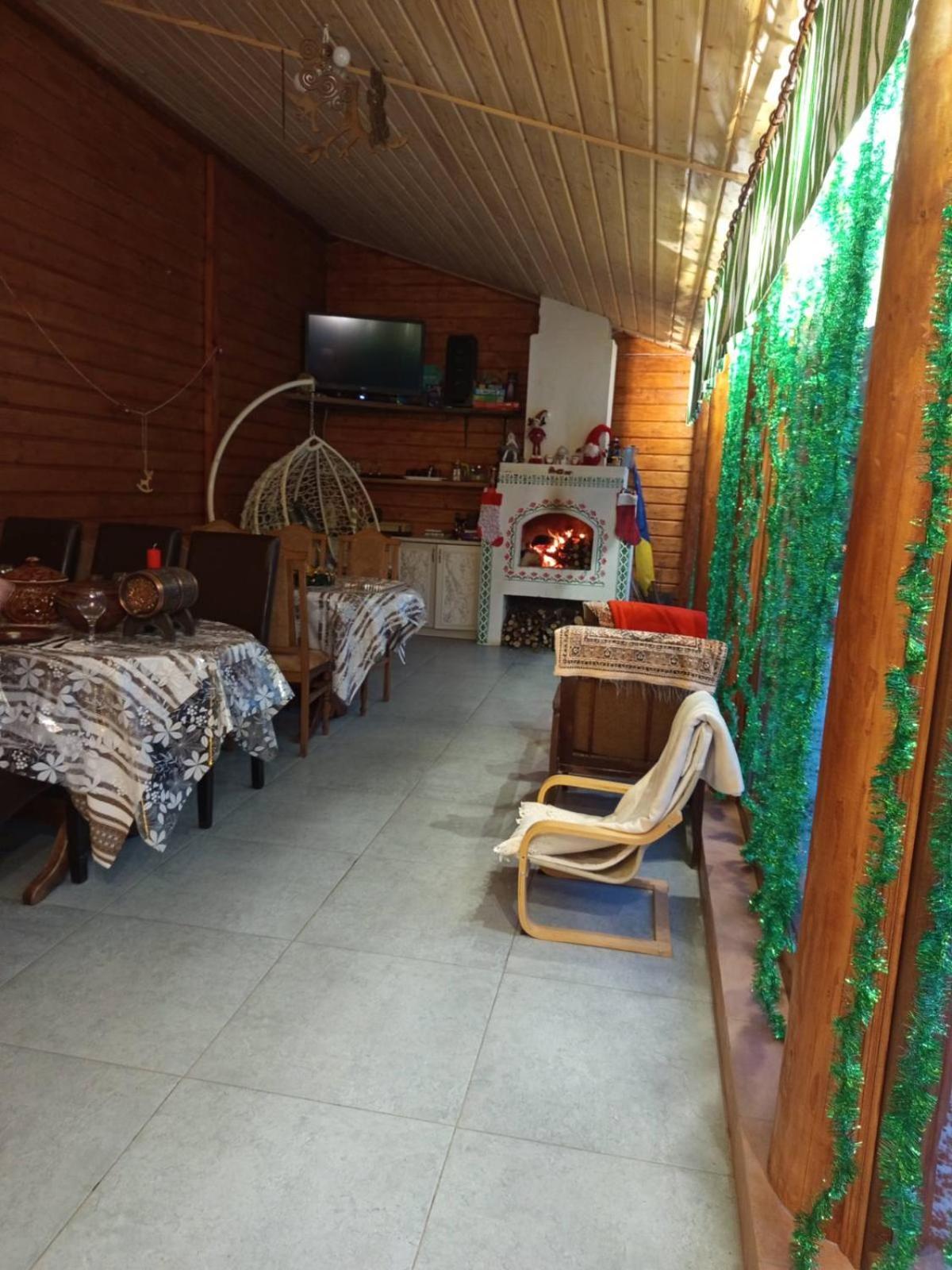 Gostynnyi Dvir U Marichky Hotel ลาเซชชินา ภายนอก รูปภาพ